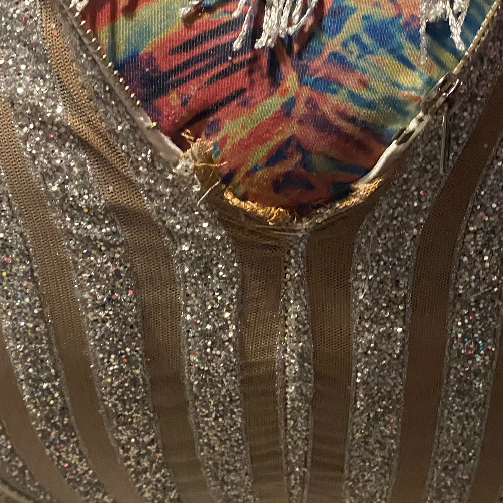 Dress - Picture 8 of 8
